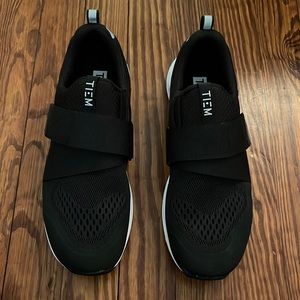 TIEM Slipstream black US 9 cycling shoe